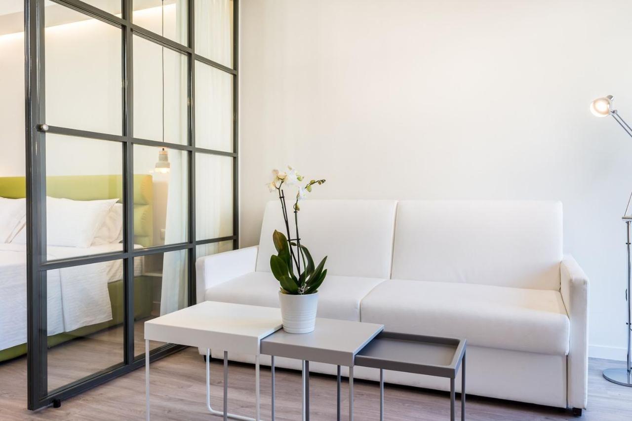 Emily In Athens - Central Chic Flat With Terrace Syntagma E1 Exterior foto
