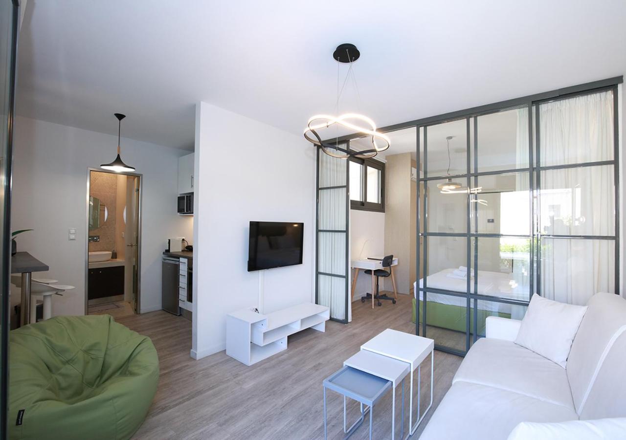 Emily In Athens - Central Chic Flat With Terrace Syntagma E1 Exterior foto